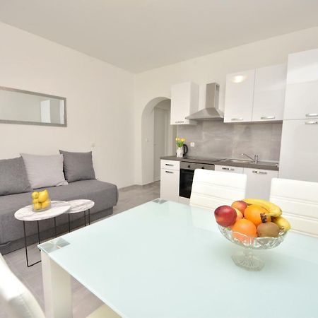 Apartment Lilly Zadar Exteriör bild