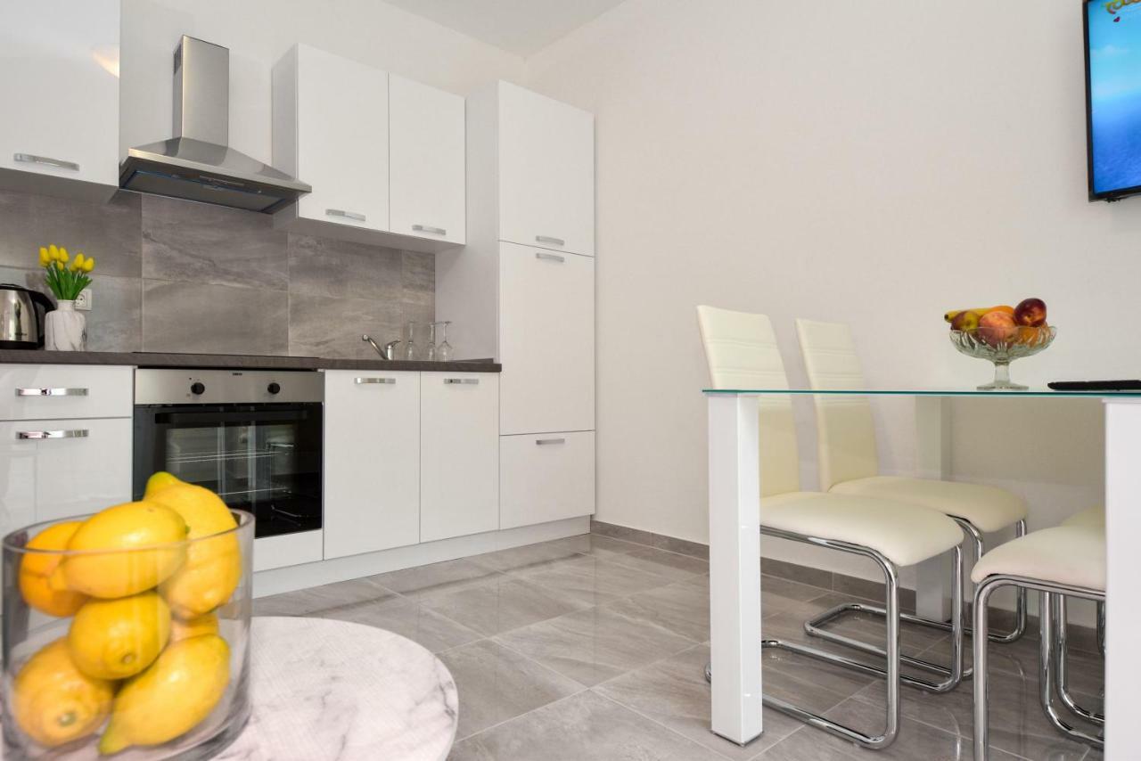 Apartment Lilly Zadar Exteriör bild